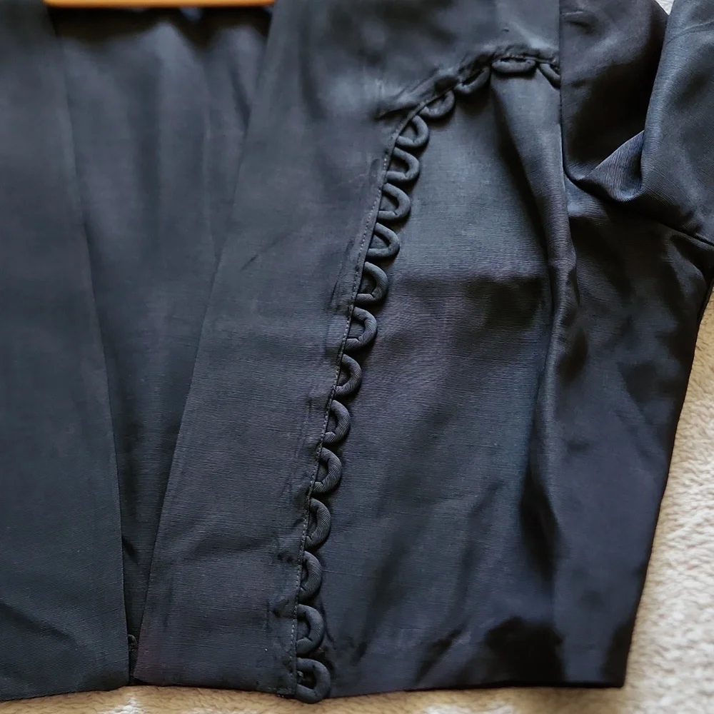 Black bolero jacket Sz M cropped open front loop detail shrug office cocktails